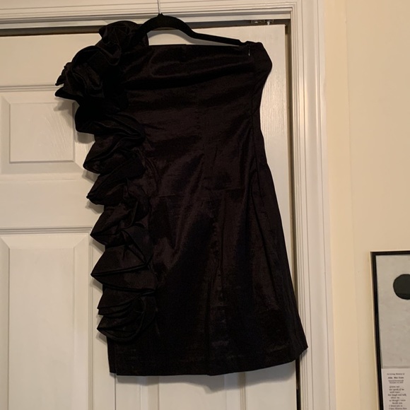 Romeo and Juliet, One shoulder party dress, size medium, EUC - Picture 6 of 7